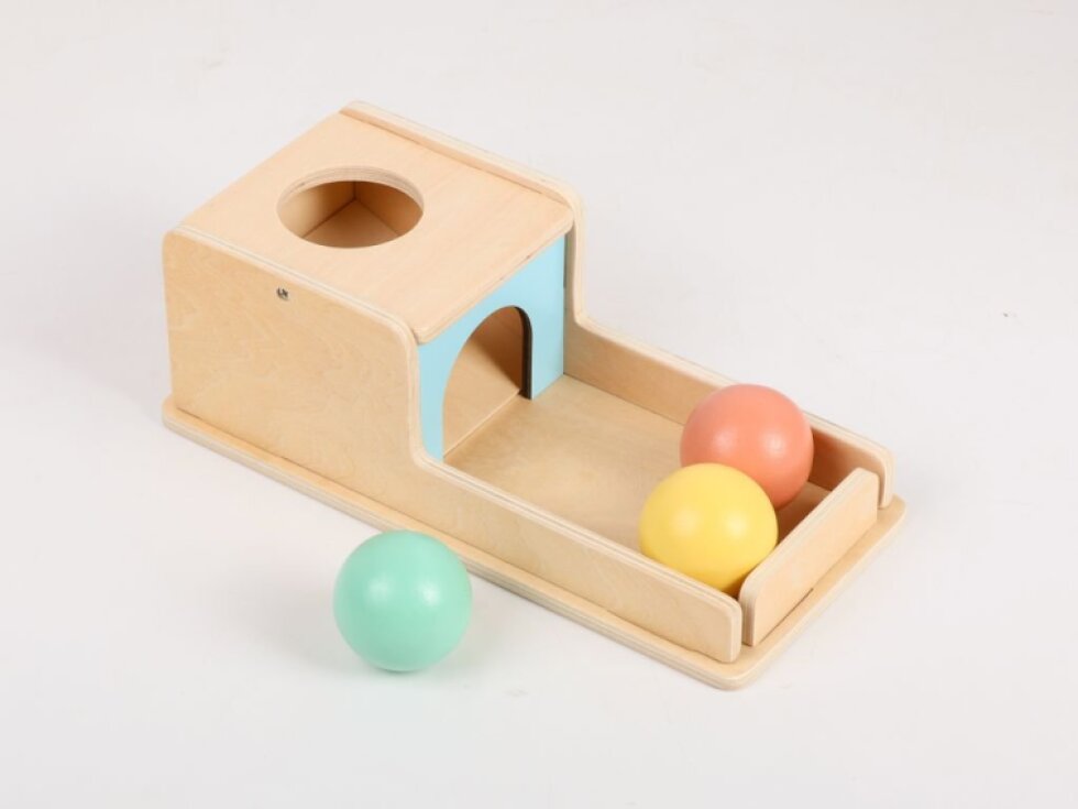 Kutija s lopticama - prikaz materijala