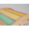 Detalj Montessori ljuljačke u svježim bojama